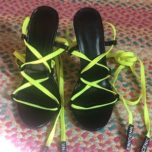 Neon lace up pumps